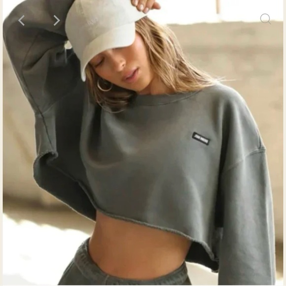 Joah Brown Cut Off Sweatshirt! Cross listed on Mercari and Curtsy!